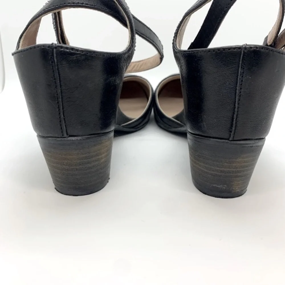 Janet & Janet Round Toe Single Strap Heel Gray Black 39EU Career Academia Office